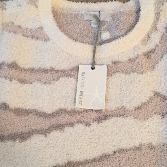 Barefoot Dreams Cozychic Seaside Crewneck Pullover in Cream Zebra Size Large NWT - Picture 2 of 5